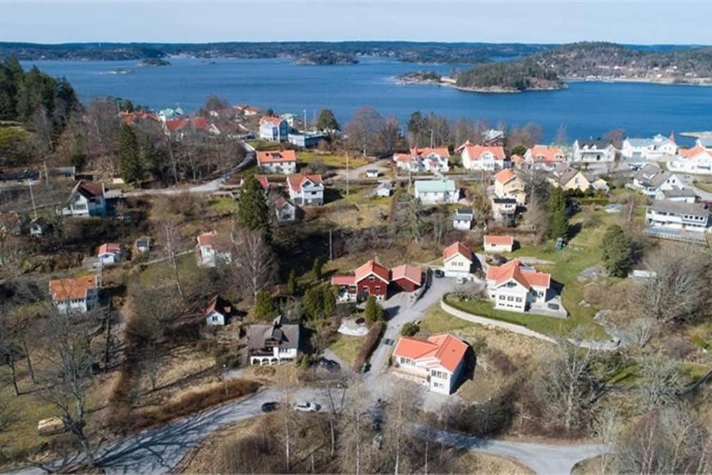 卢恩斯基尔Nyrenoverat Kaellarlaegenhet公寓 外观 照片